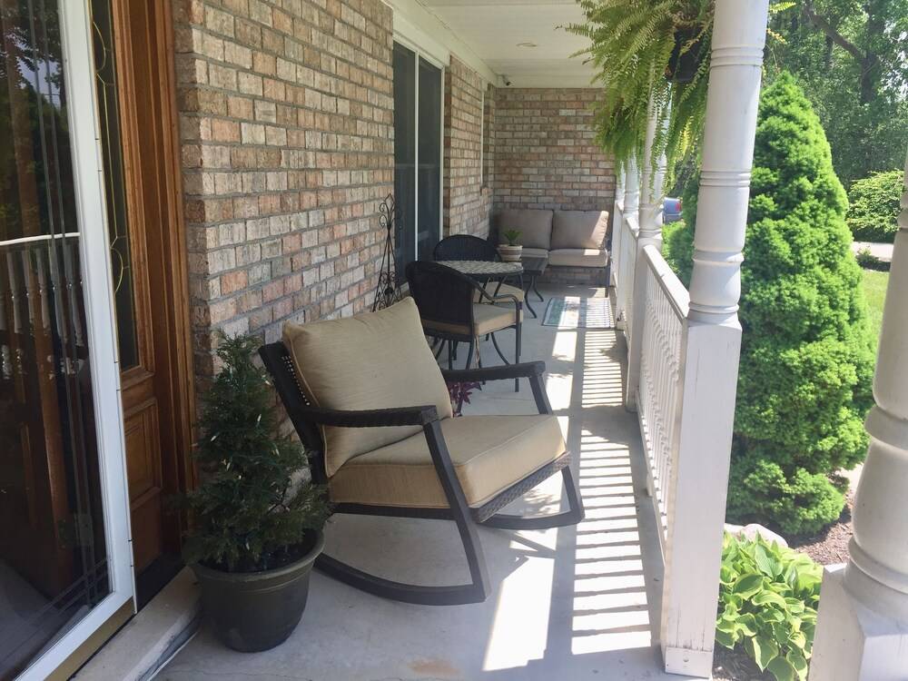 The Harsens Island Getaway Resort - photo 60