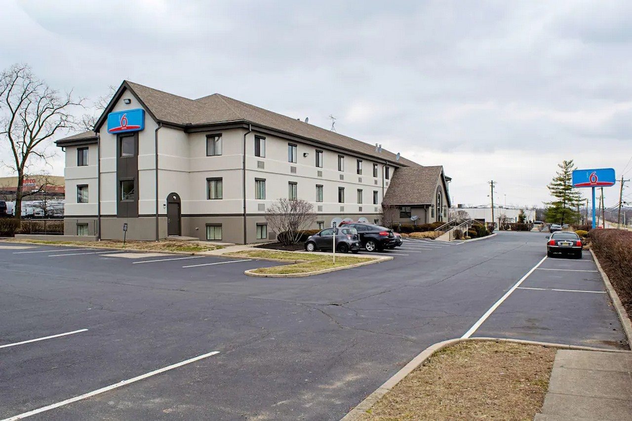 Welcome Suites Springdale - featured photo