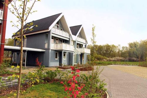 Kapitänsdeck 534 — 4-Star Luxury Hotel in Rechlin, Germany