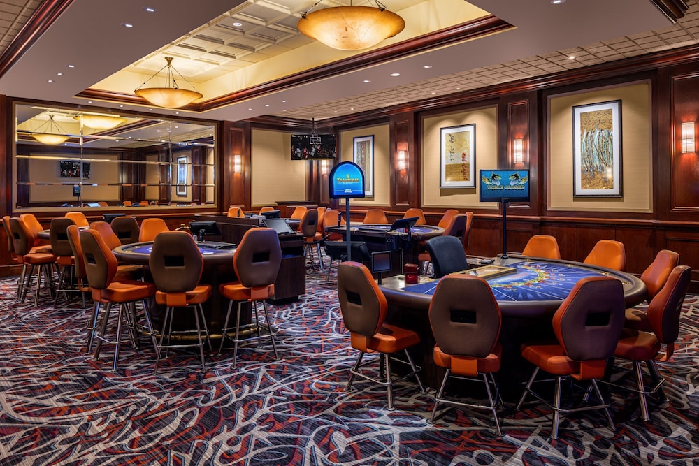 Harrah's Joliet Casino & Hotel A Caesars Rewards Destination - photo 21