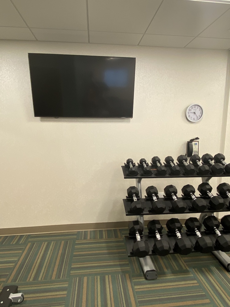 Holiday Inn Express & Suites Junction by IHG - photo 42