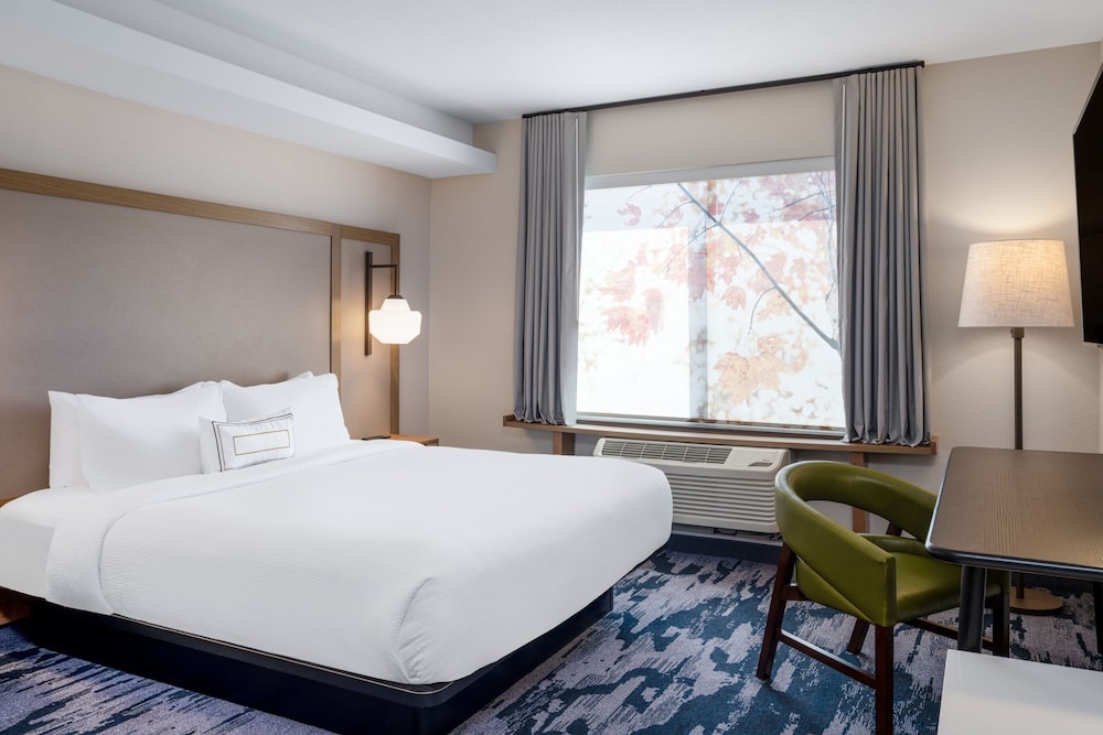 Fairfield Inn & Suites by Marriott Minneapolis North - photo 6