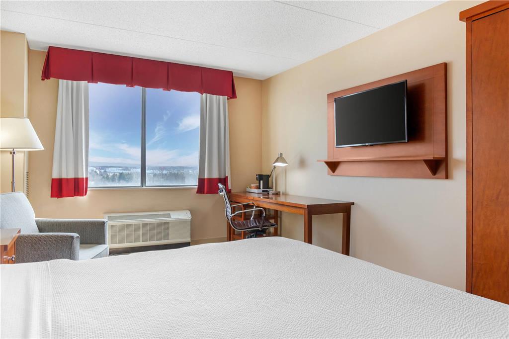 Radisson Hotel Detroit Metro Airport - photo 23