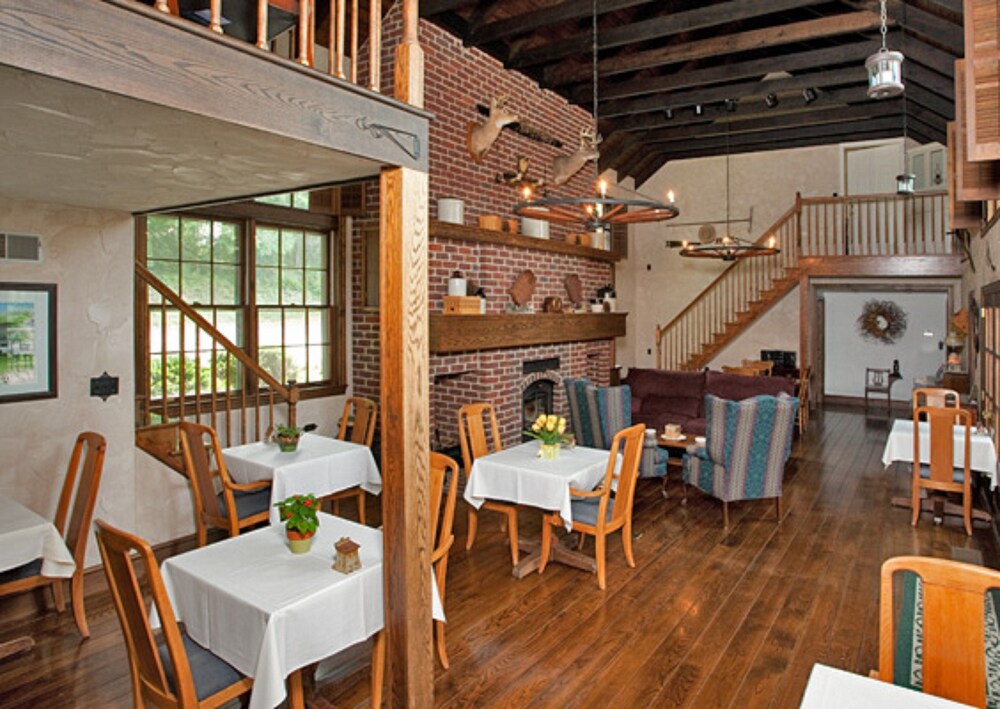 Baladerry Inn - photo 42