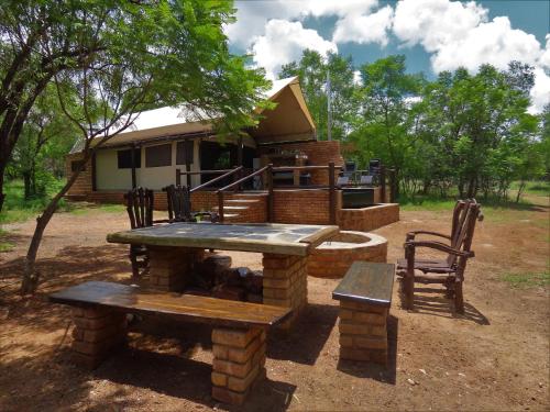 Beka Idube Bushveld Retreat in Cullinan, South Africa