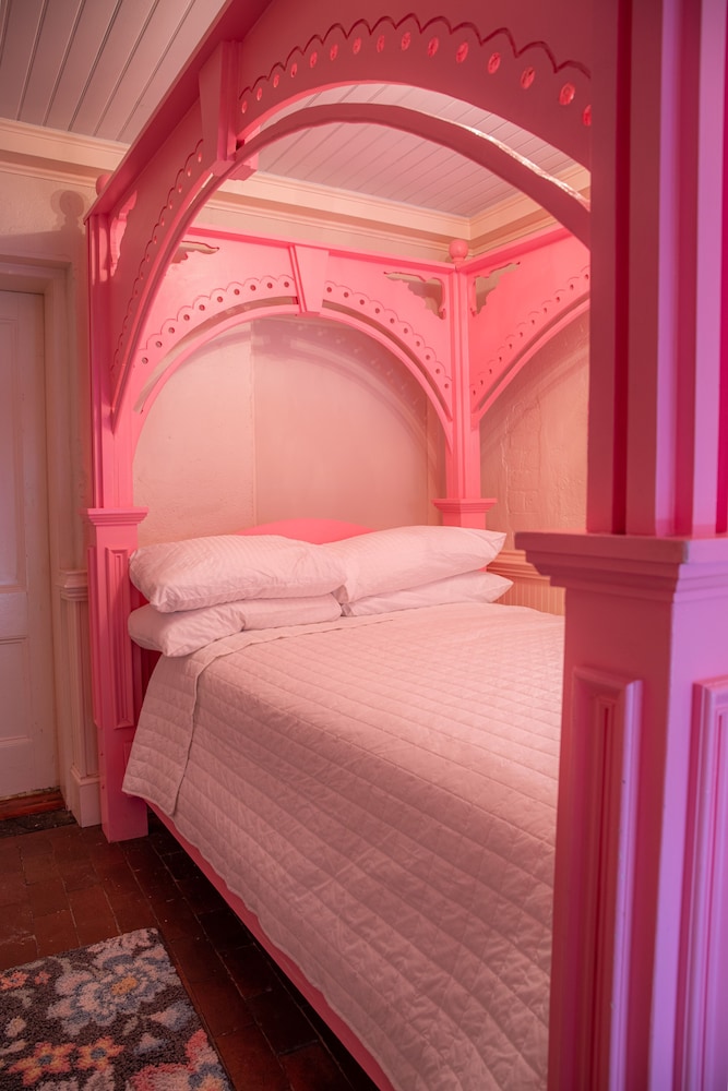 Justine Inn Savannah - photo 6