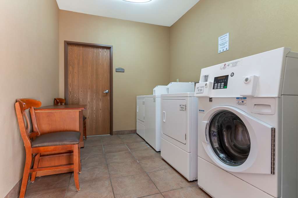 Best Western Plus Butterfield Inn - photo 27