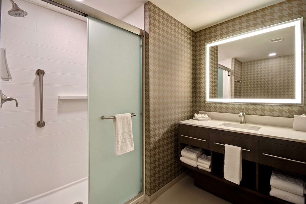 Home2 Suites by Hilton Boston South Bay - photo 23