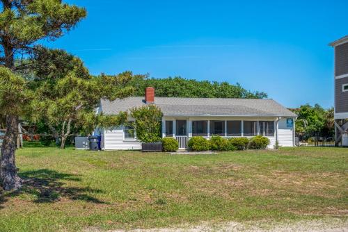Papas Place by Oak Island Accommodations - photo 12