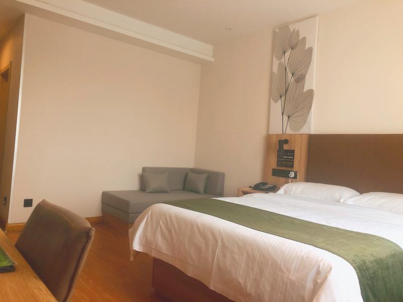 GreenTree Inn Express Handan Yongnian District Taiji Square in Handan, People's Republic of China