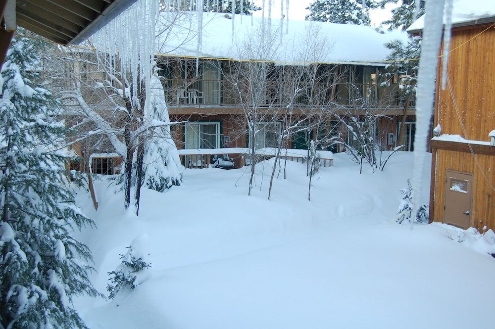 Robinhood Resort - photo 54