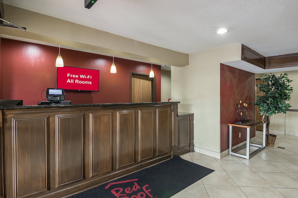 Red Roof Inn & Suites Little Rock - photo 3
