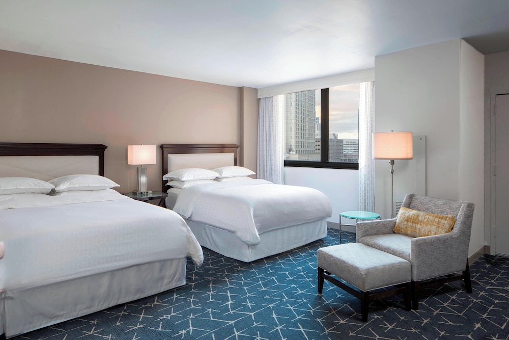 Sheraton Norfolk Waterside Hotel - photo 15