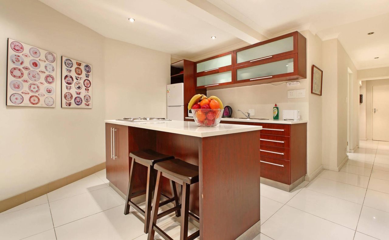 Cape eazi stayz Acc Dysart Cottage — 4-Star Luxury Hotel in Cape Town, South Africa