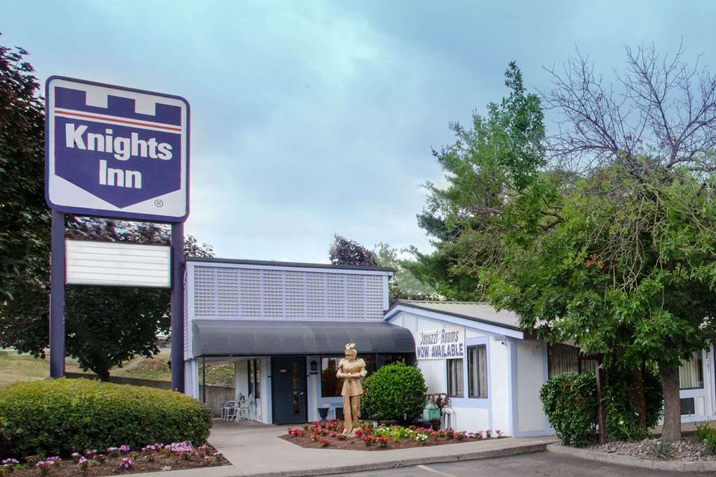 Knights Inn Pittston - photo 3