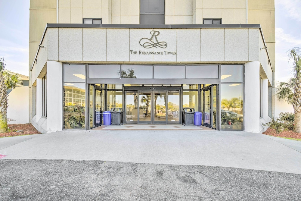 Homey Myrtle Beach Condo w Resort Amenities - photo 25
