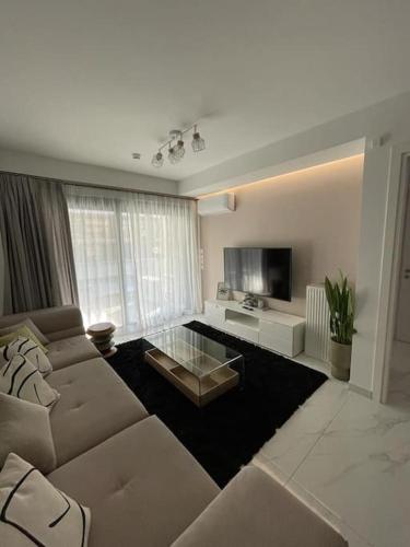 Niarchos apartment III — 4-Star Luxury Hotel in Athens, Greece