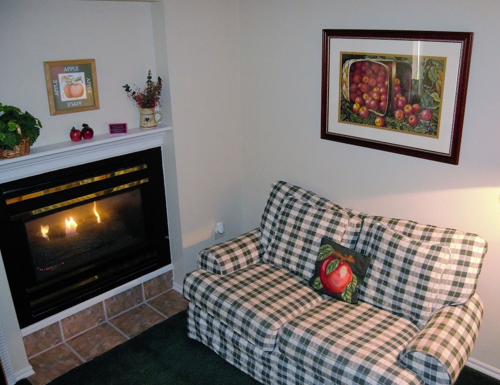 Candlewyck Cove Resort - photo 33
