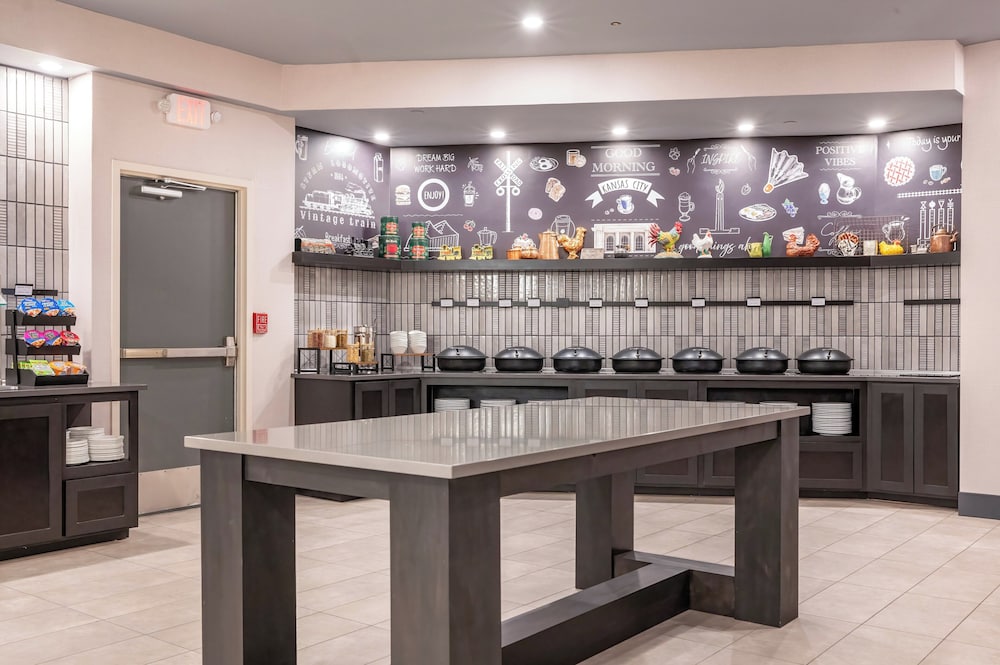 Crowne Plaza Kansas City Downtown by IHG - photo 29