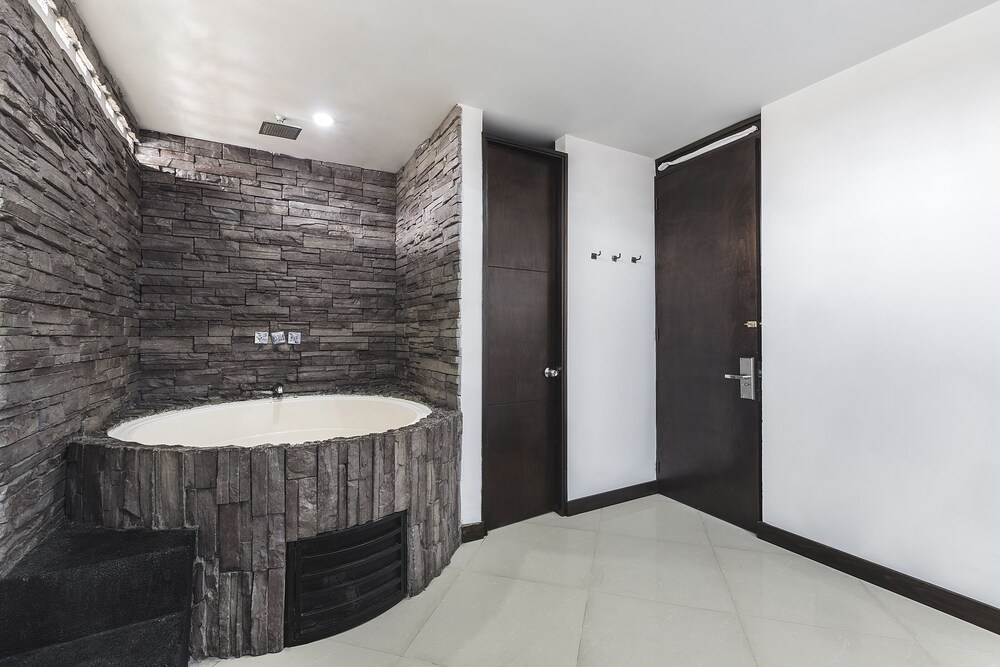 Kong - carbon neutral hotel in Medellin