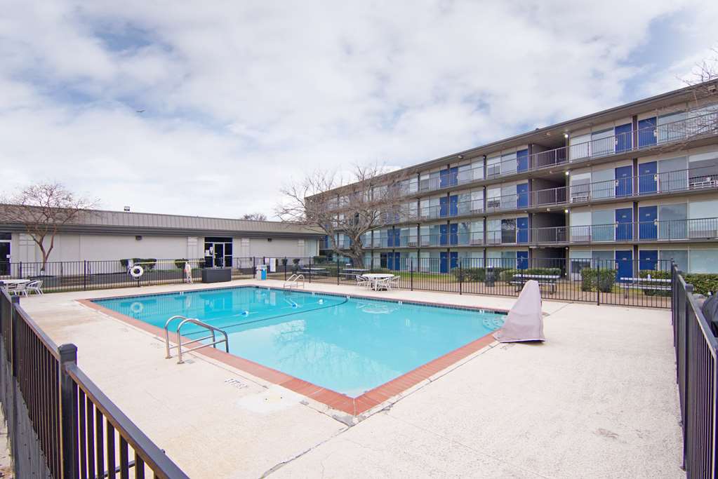 Studio 6 Mesquite Tx Town East - photo 8