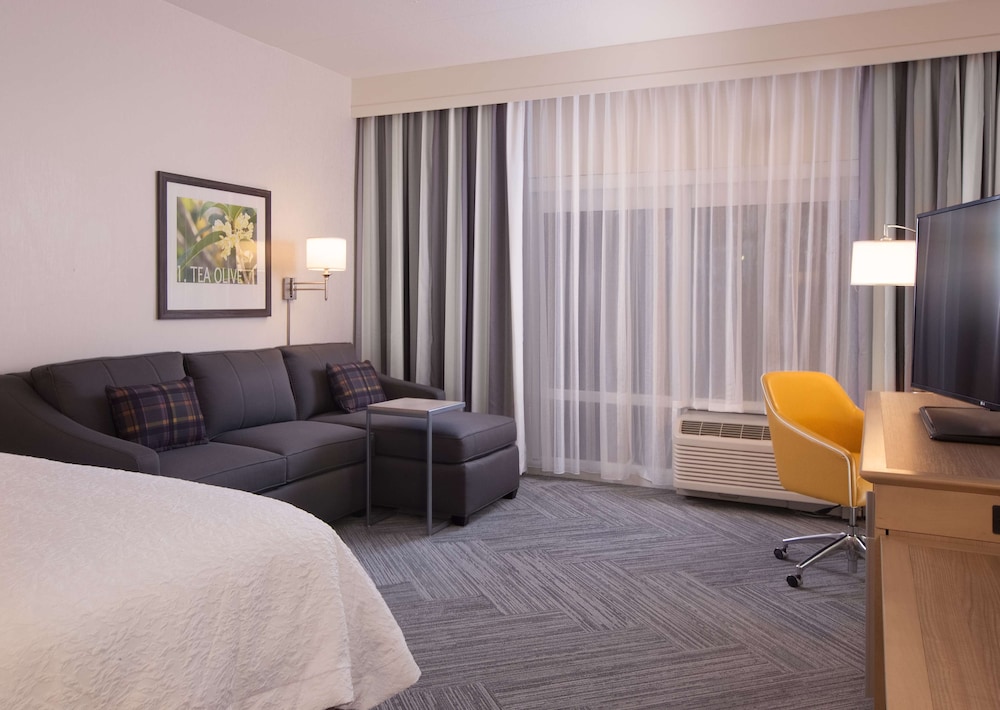 Hampton Inn & Suites by Hilton Augusta Washington Rd - photo 10