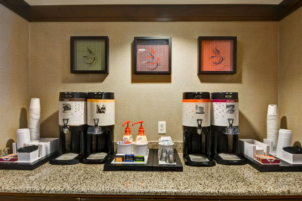 Hampton Inn Silver Spring - photo 24