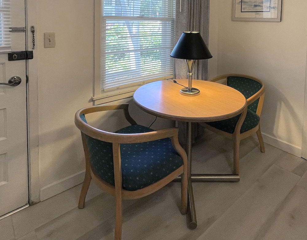 Peninsula Park View Resort - photo 24