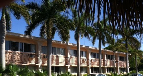Hollywood Beach Golf Resort - photo 34