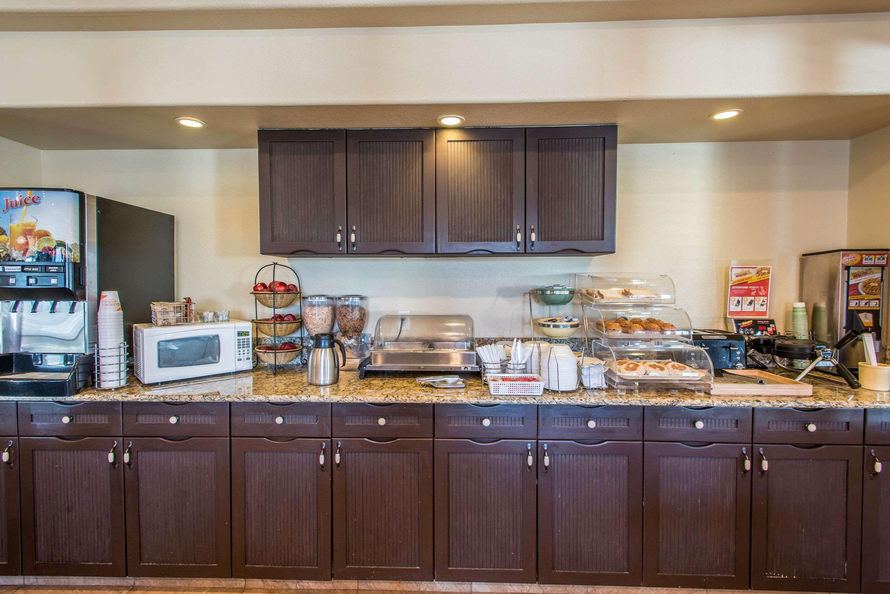 Baymont by Wyndham Loveland Fort Collins Area - photo 142