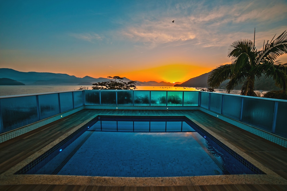 Ubatuba Praia Hotel - carbon neutral hotel in Ubatuba