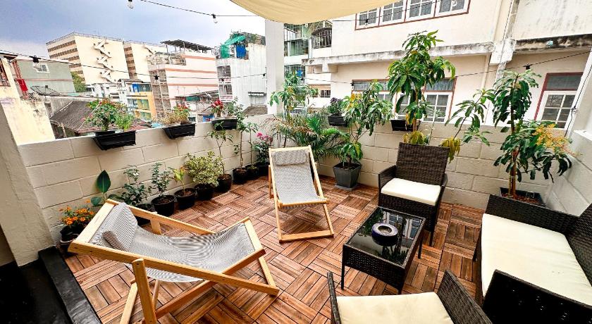 Bangkok Neighborhood Hostel