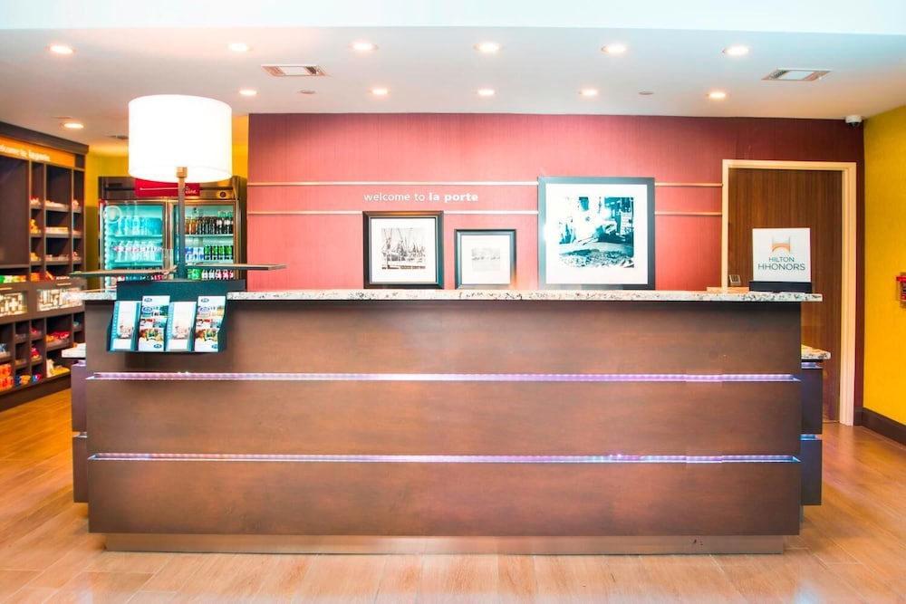 Hampton Inn & Suites La Porte - photo 3