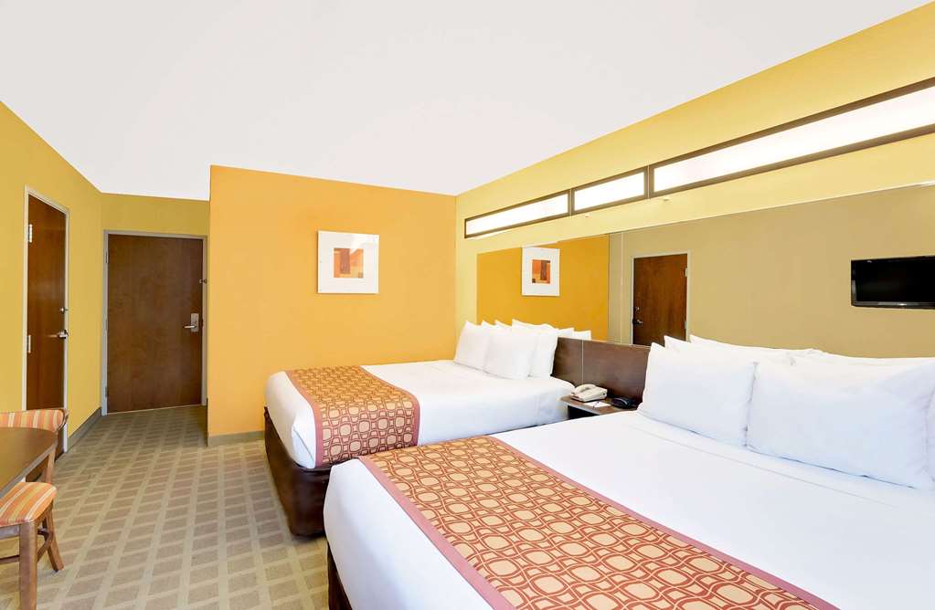 Microtel Inn & Suites by Wyndham Princeton - photo 9