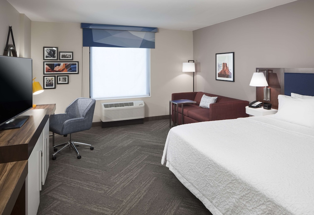 Hampton Inn & Suites Phoenix Downtown - photo 9