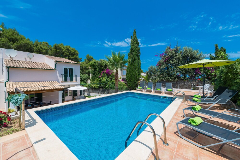El Pinar - carbon neutral hotel in Pollenca