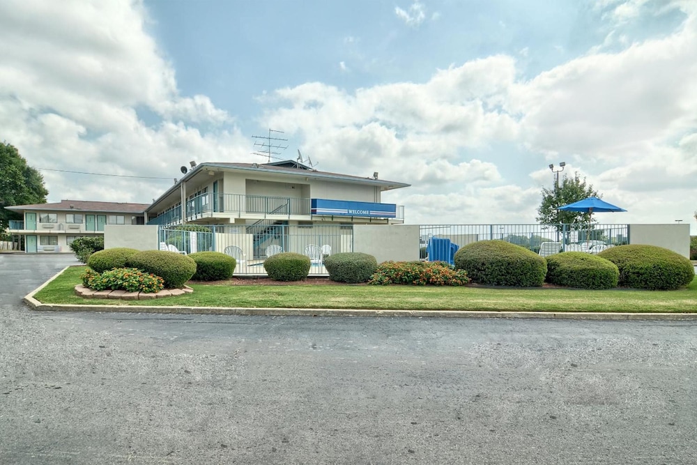 Skyline Inn - photo 16