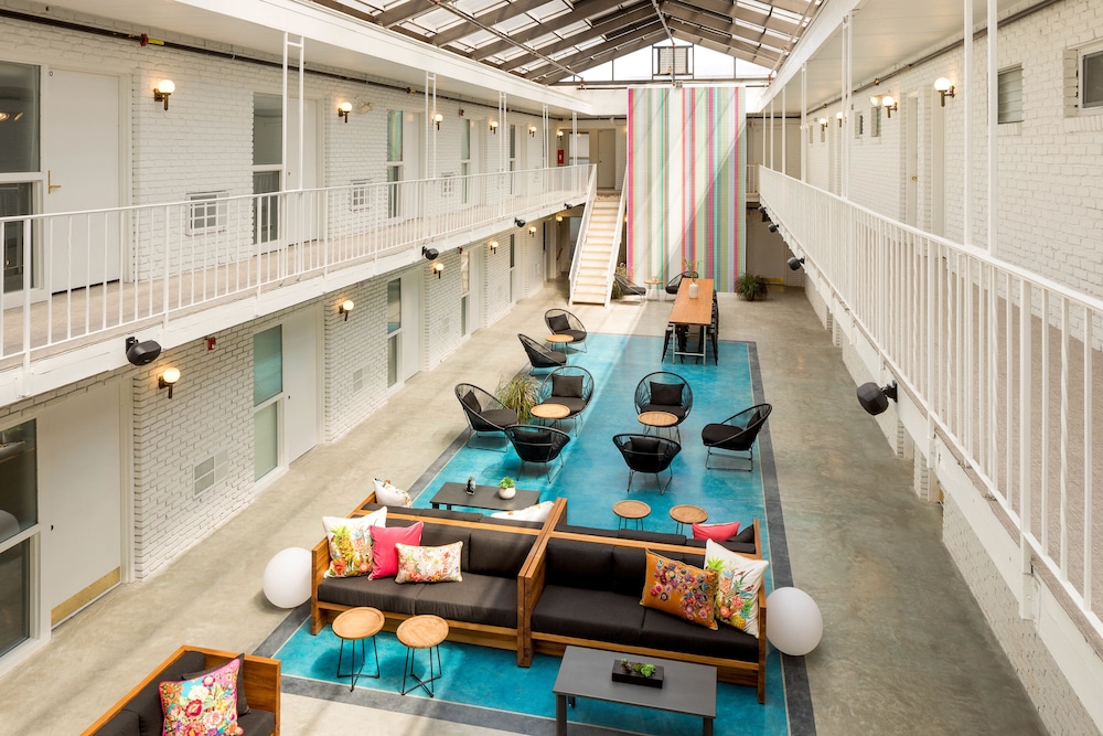 Bluebird Spa City Motor Lodge - photo 7