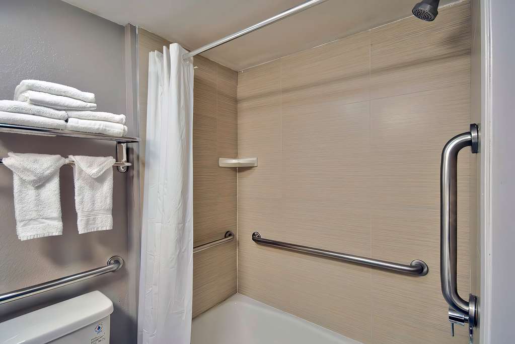 Studio 6 Suites Lawndale CA South Bay - photo 42