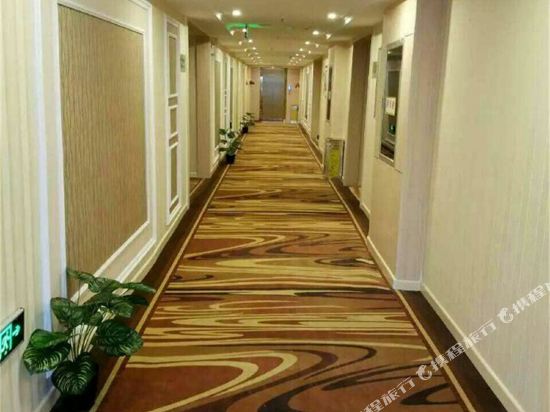 Shanyang Hyatt Hotel — Shanyang — photo 2