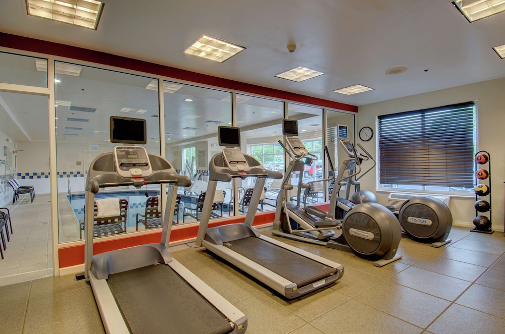 Hilton Garden Inn Norwalk - photo 42