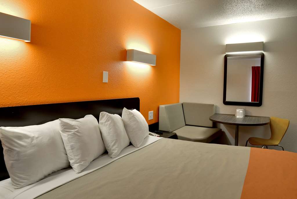 Motel 6 Toledo OH - photo 12