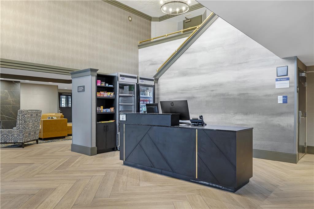 Best Western Potsdam University Park Inn - photo 6