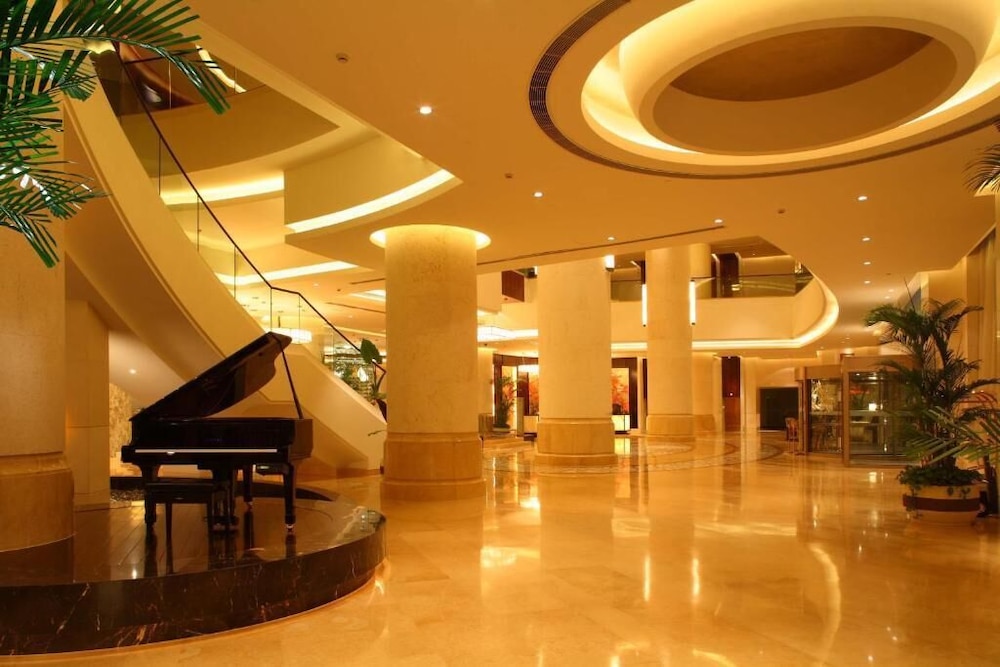 New Century Grand Hotel Changchun — hotel in Changchun
