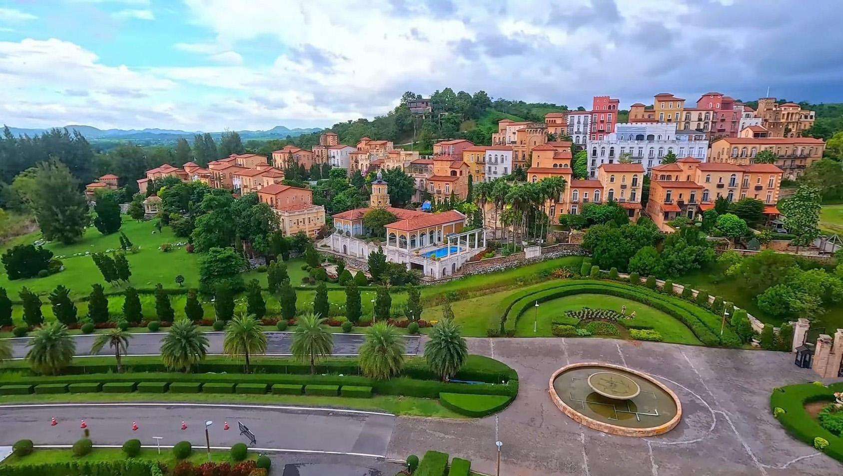 Villa Primo Eyrie Khaoyai near Toscana — 5-Star Luxury Hotel in Pak Chong, Thailand