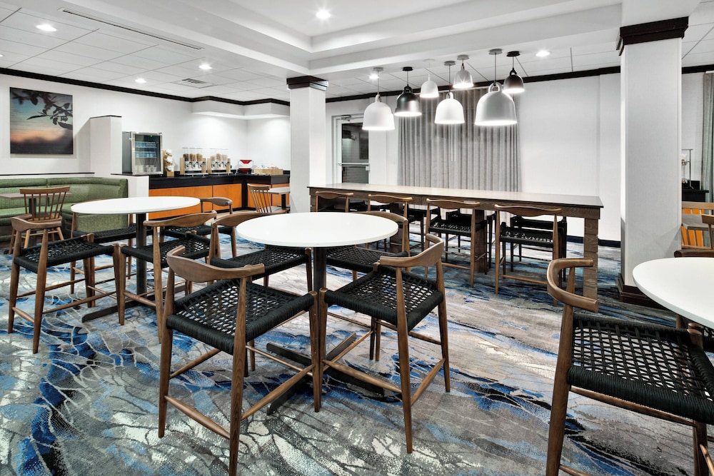 Fairfield Inn & Suites Marietta - photo 18
