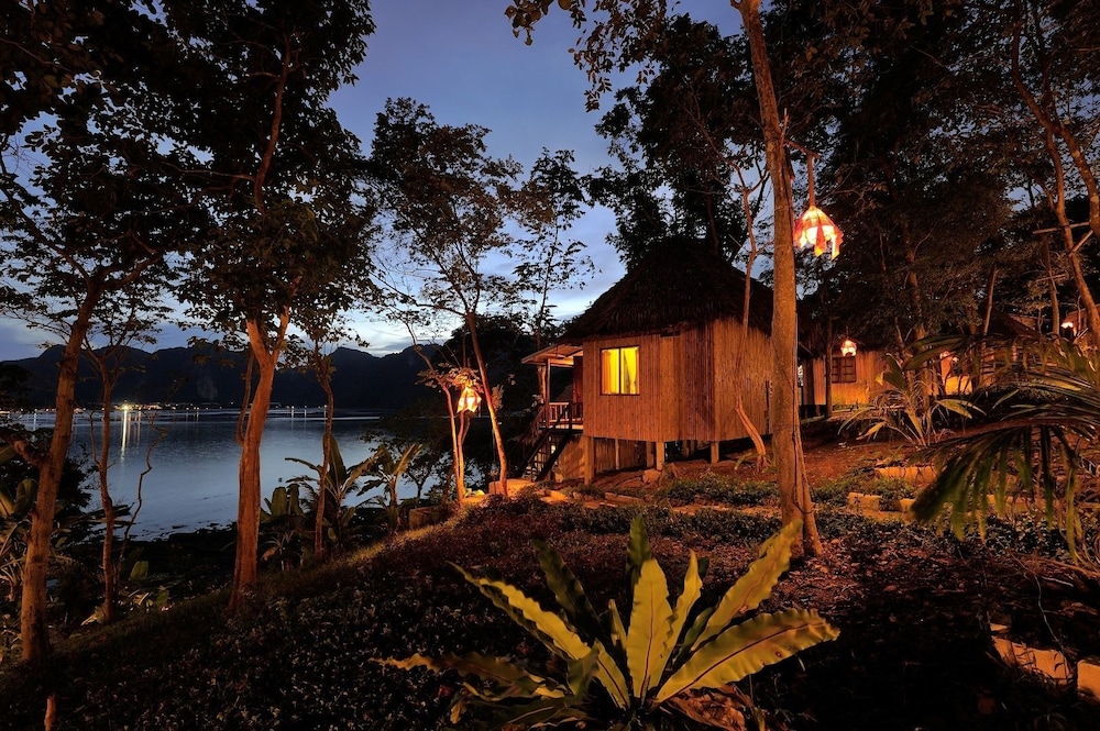 Sunwaree Phi Phi Resort in Phi Phi Don, Thailand