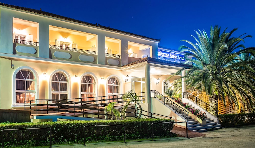 California Beach Hotel