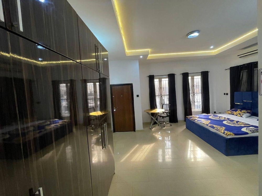 Immaculate 4 bed Detached Duplex in Lekki Chevron in Ikeja, Nigeria