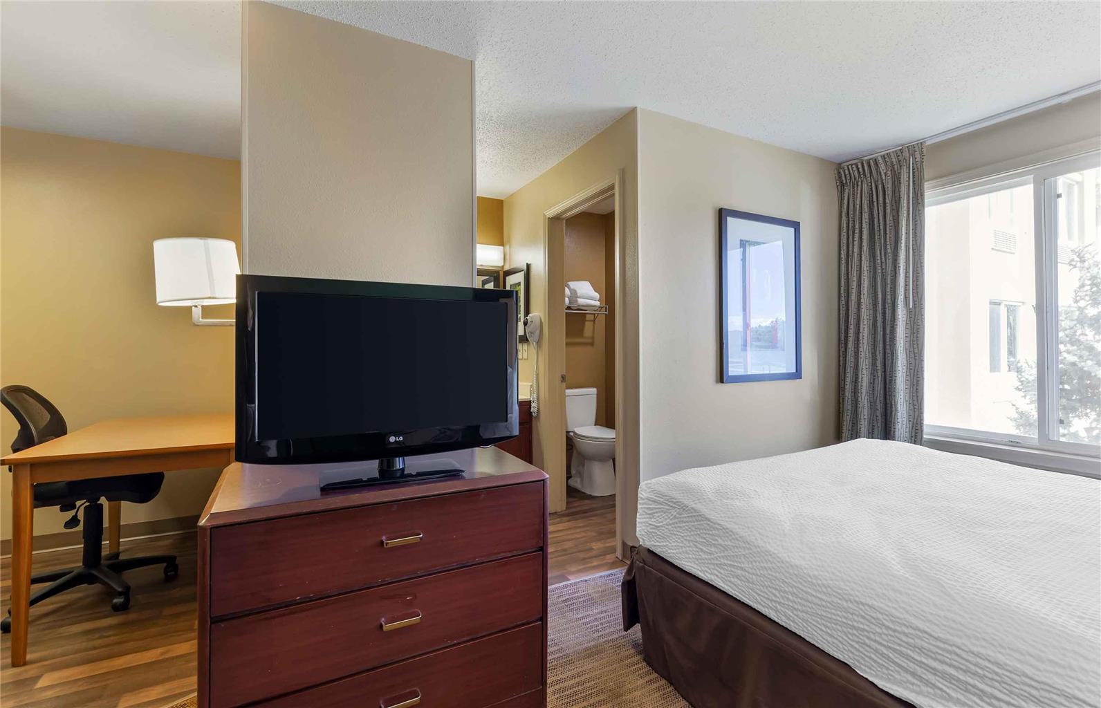 Extended Stay America Suites Denver Aurora North - photo 11